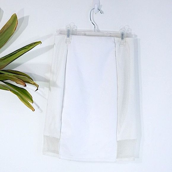 Guess | White Mesh Skirt - Picture 1 of 3